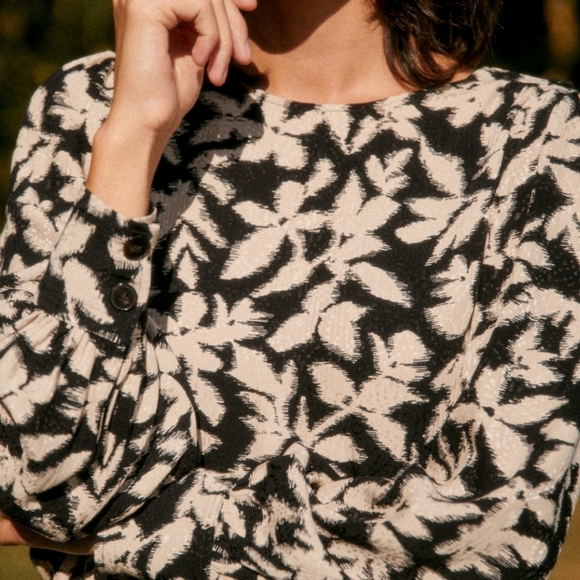 Sezane Linon Blouse - Picture 11 of 11